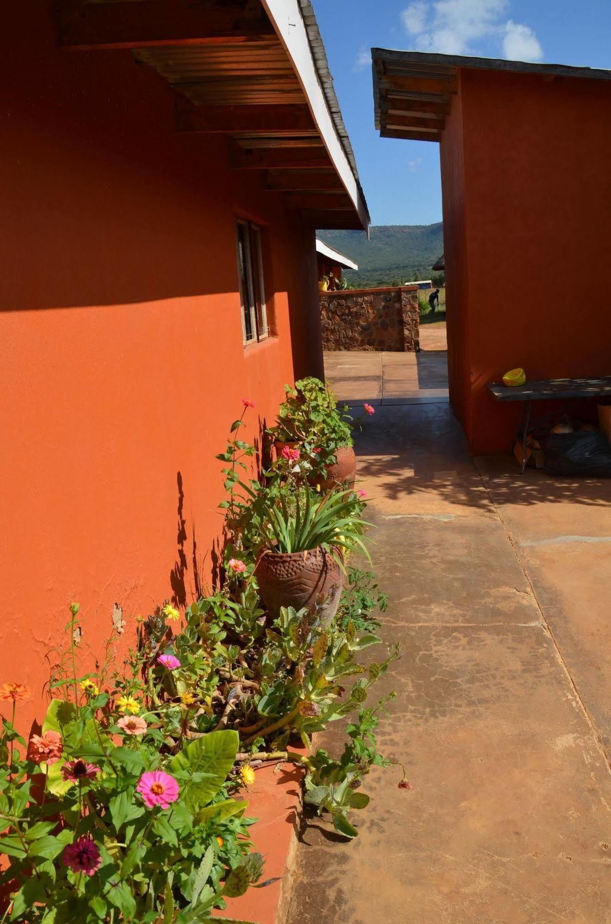 Bama Lodge Rietfontein Exteriör bild