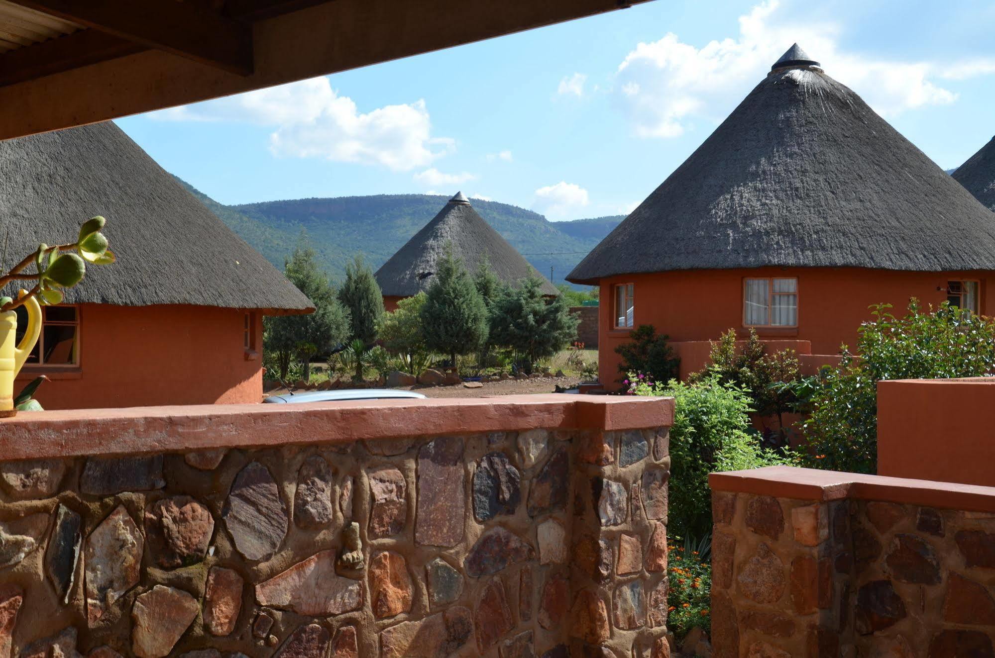 Bama Lodge Rietfontein Exteriör bild
